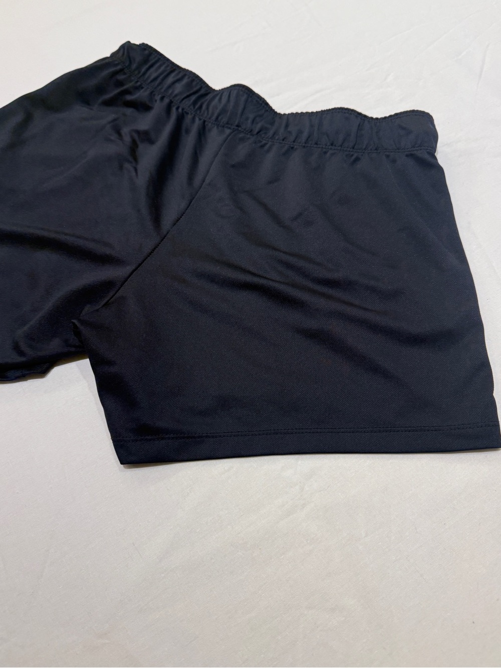 Nike Women’s Black Athletic Shorts - Picture 4 of 8
